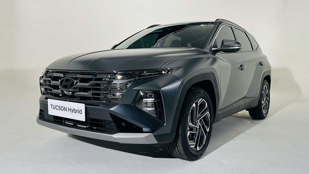 Ini Perbedaan Hyundai Tucson Hybrid dan G2.0 MPi 2024, Bukan Cuma Mesin