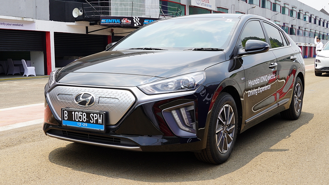 Mobil Listrik Hyundai Ioniq Bakal Disuntik Mati Bulan Depan, Indonesia Juga?