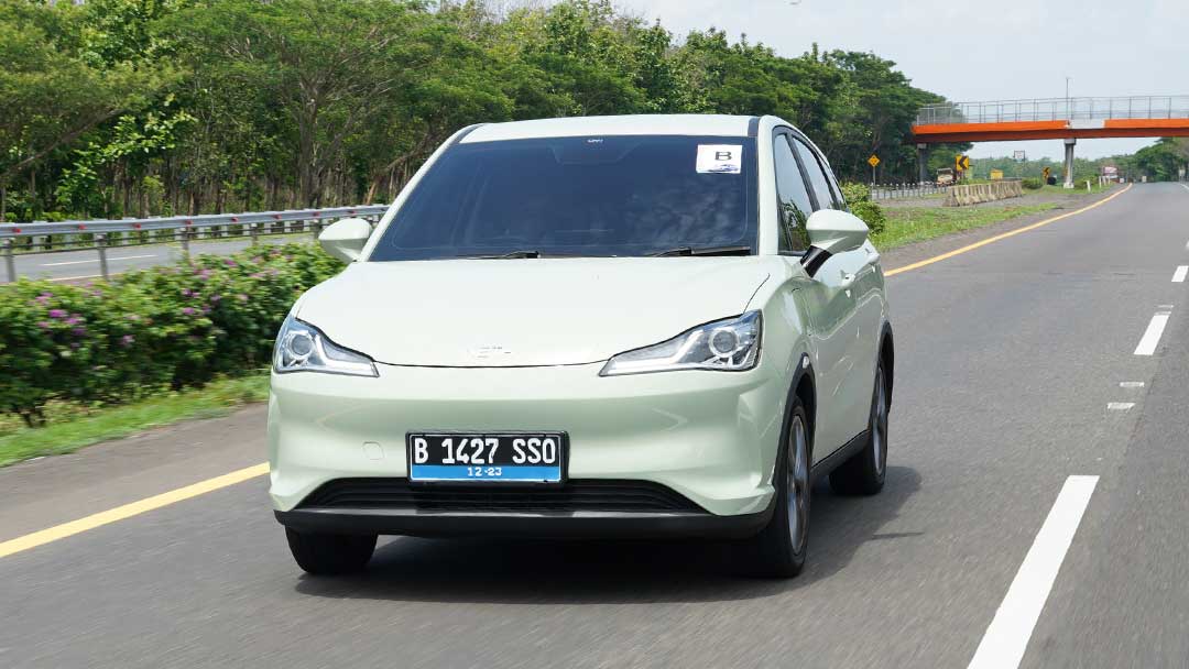 Test Drive Mobil Listrik NETA V Jakarta - Semarang; Cukup Ngecas Sekali