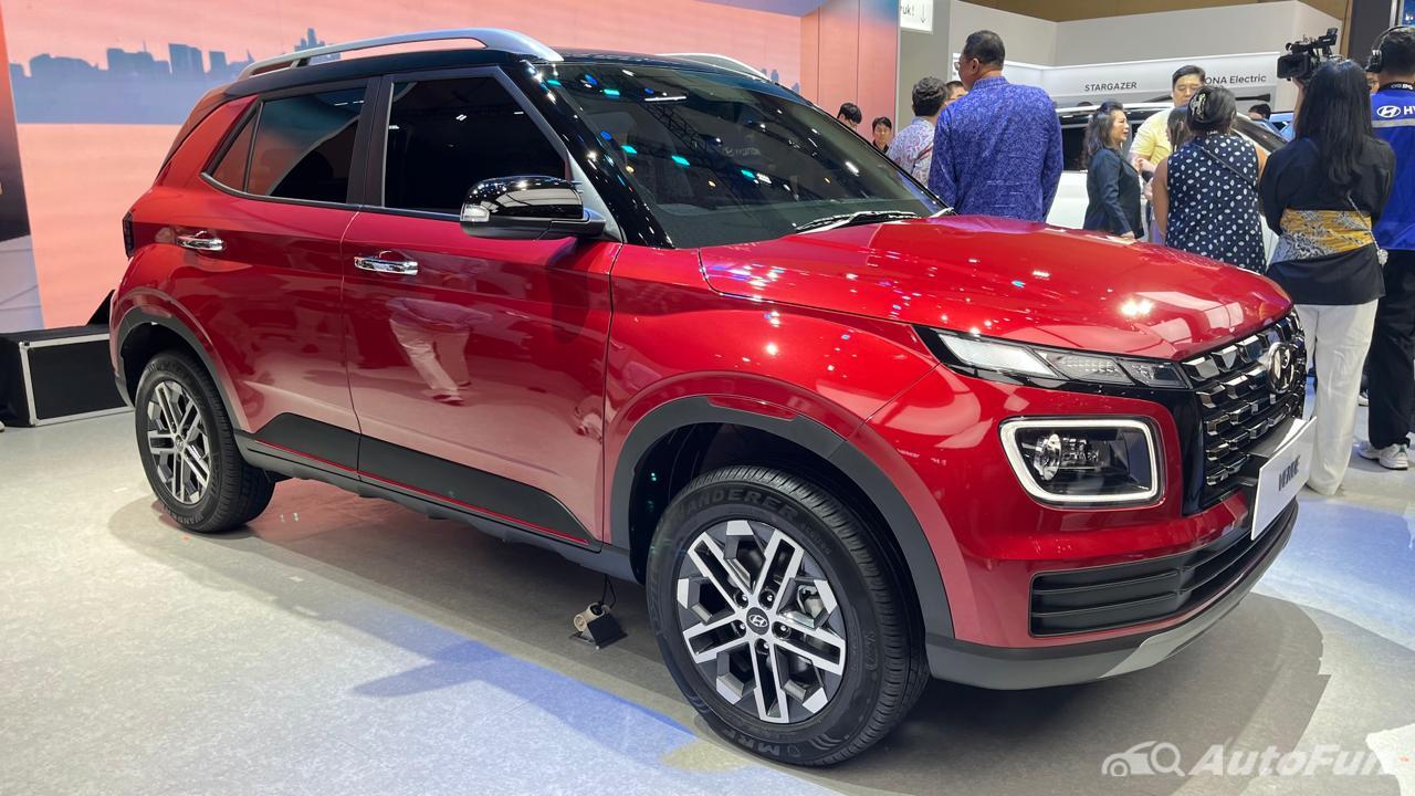 mobil baru di IIMS 2025