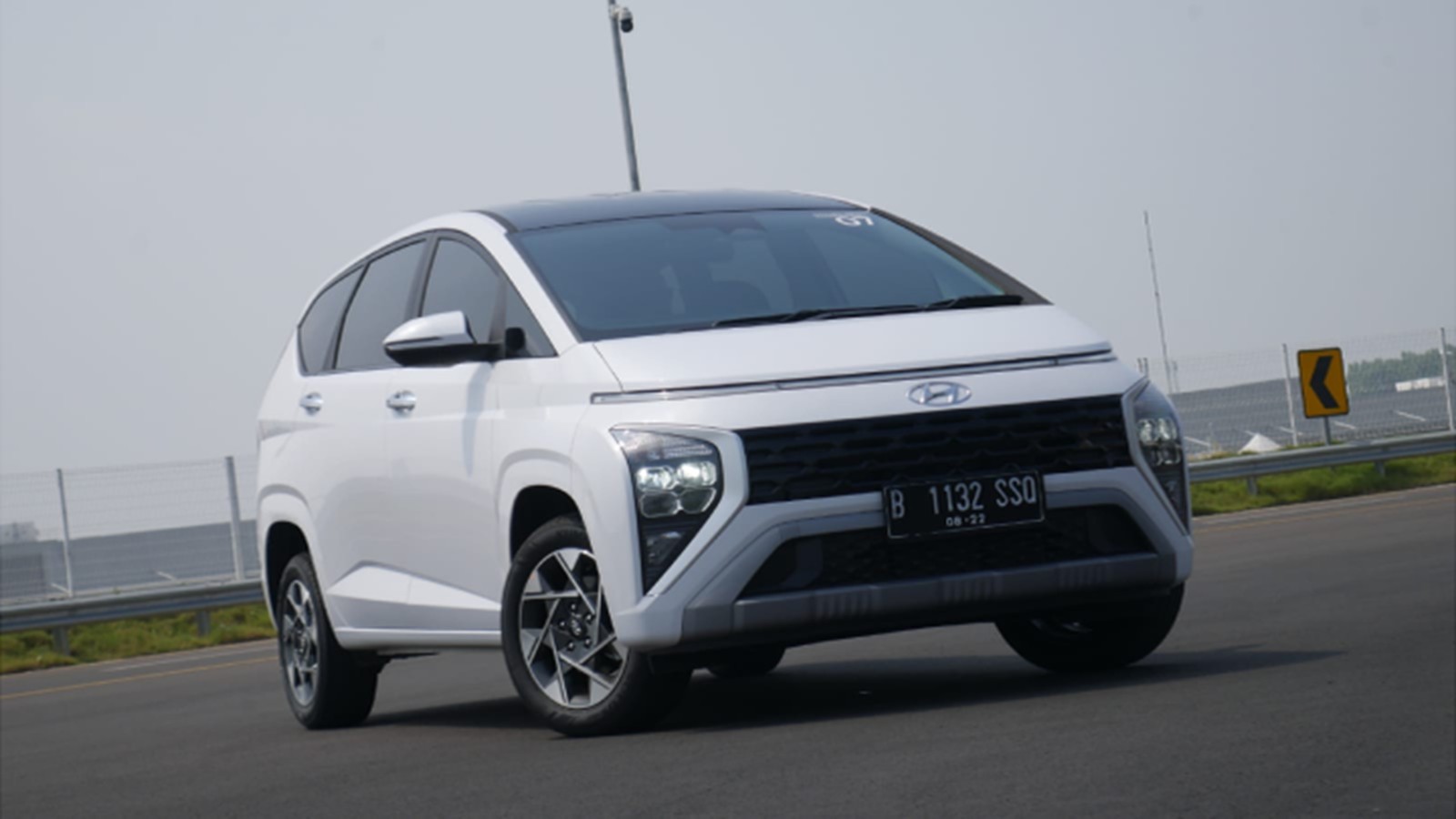 Hyundai Stargazer