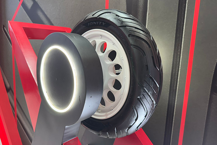 Zeneos Ionity, Ban Sepeda Motor Listrik Rilis di IMOS 2024