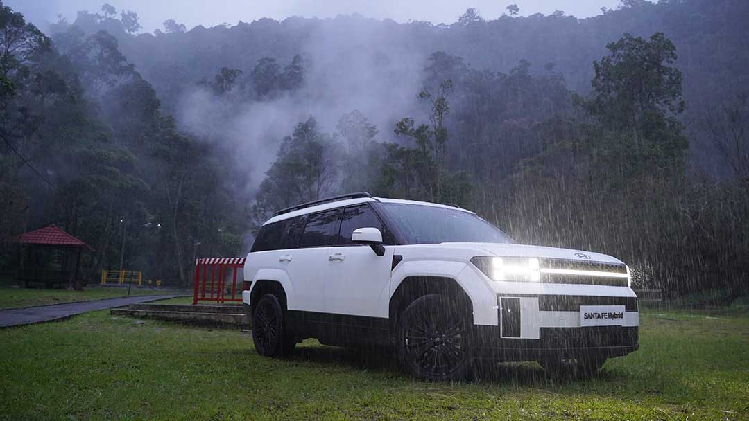 Test Drive Hyundai Santa Fe Hybrid 2024 Menaklukkan Kabut Kawah Kamojang, Garut