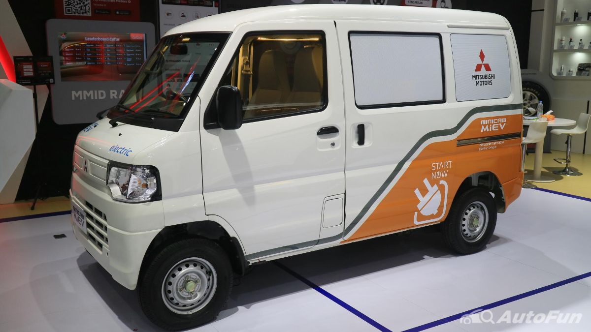 Biaya Service Mitsubishi L100 EV di Bengkel Resmi Hingga 100.000 Kilometer, Setara Ngerawat Motor!