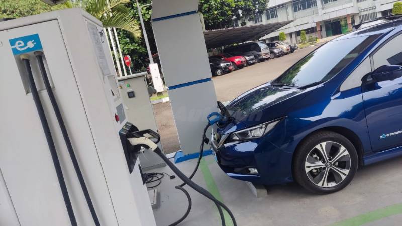 Mau Punya Mobil Listrik? Lihat Dulu Nih Model Terlarisnya di Indonesia