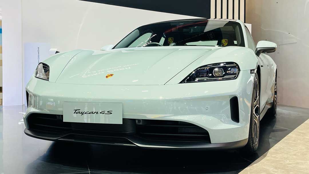 Goda Para Bos-bos, All New Porsche Taycan dan Panamera Gen 3 Dirilis di GIIAS 2024