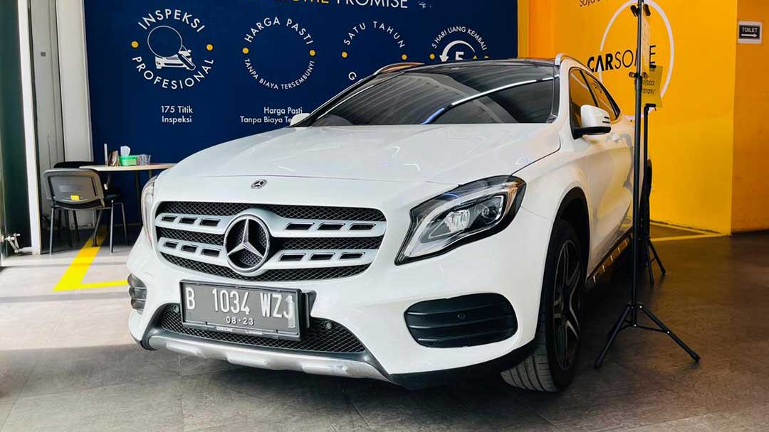 4 Susuk Pemikat Mercedes-Benz GLA 200 AMG 2018, Harga Bekas di Bawah Rp500 Juta
