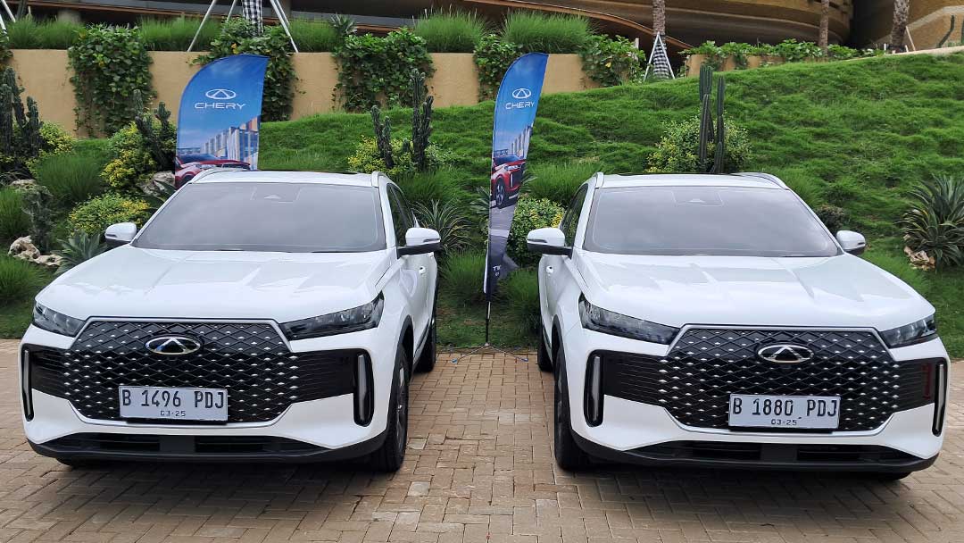 Kupas Perbedaan 2 Varian Chery Tiggo Cross di Indonesia