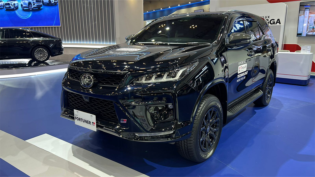 6 Perubahan New Toyota Fortuner 2024 yang Tampil Makin Gagah dengan Fitur Lebih Lengkap