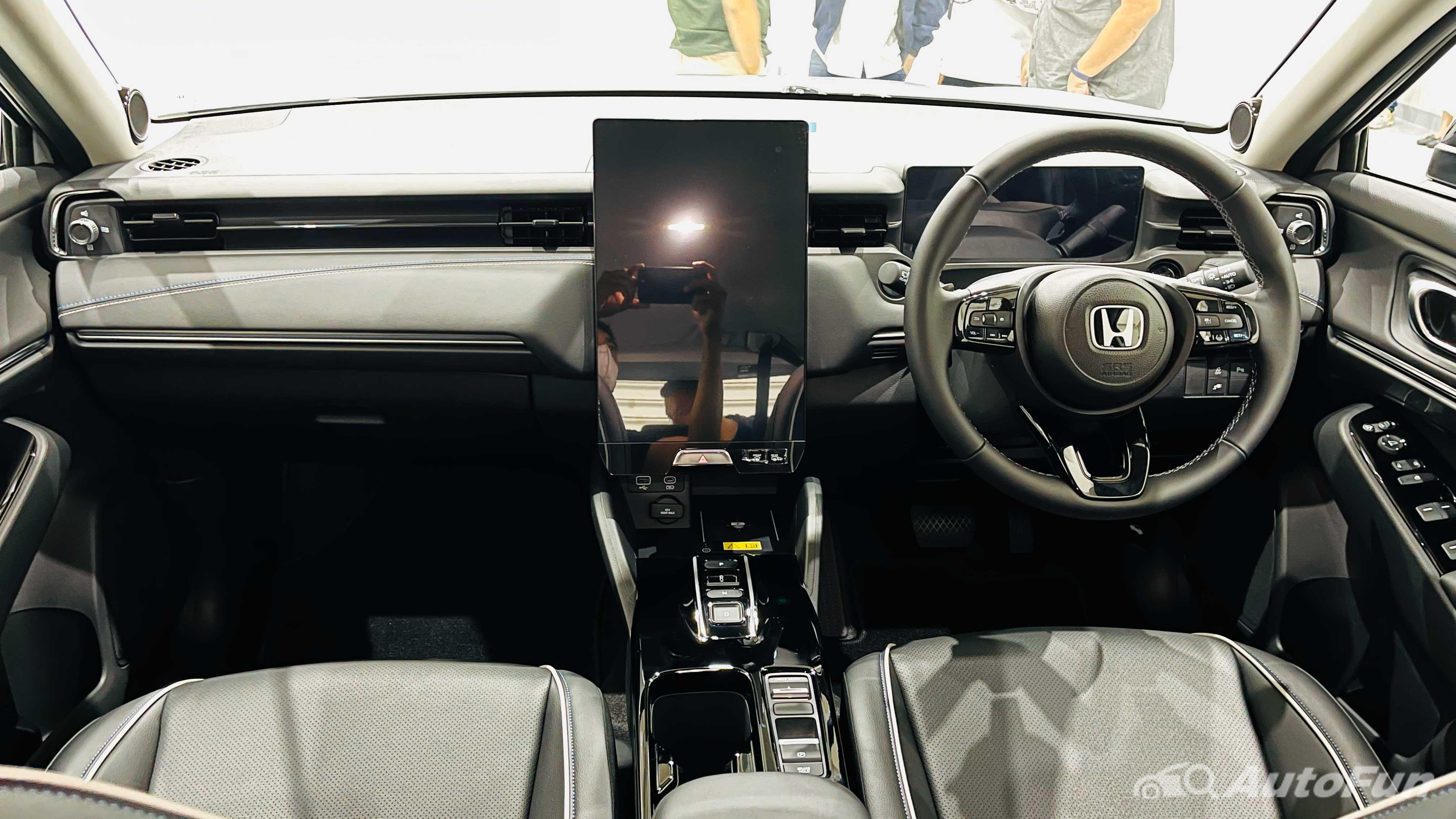 Spsifikasi Honda e:N1