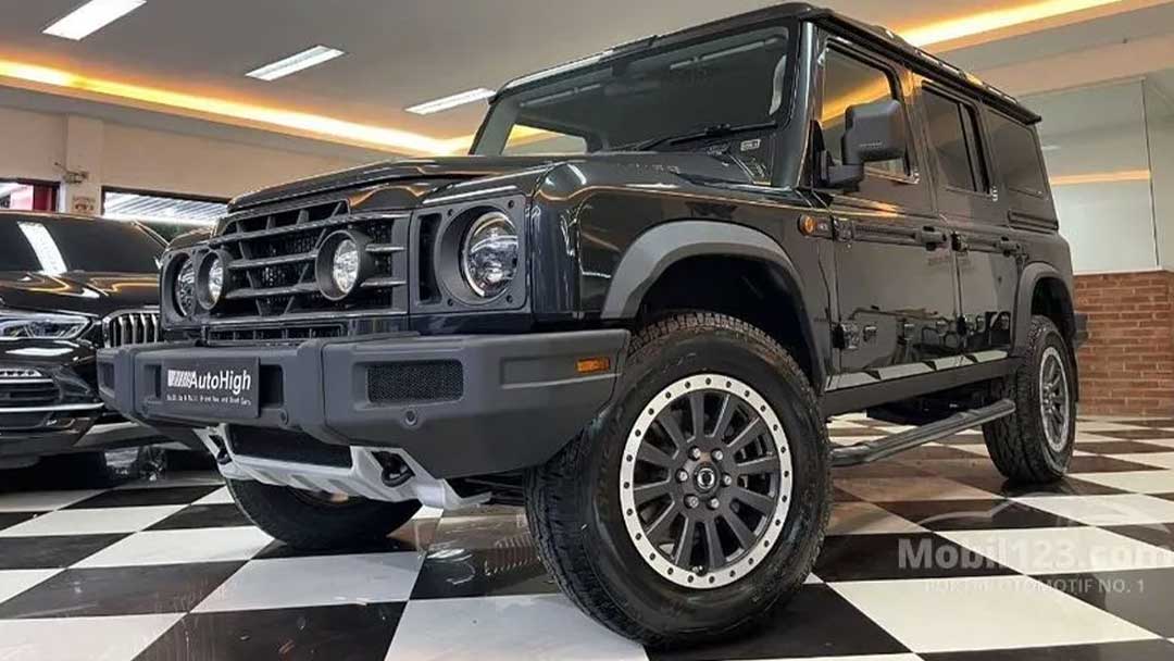 Mobil Ineos Grenadier Ternyata Ada di Indonesia, Kembaran Land Rover Defender Lawas