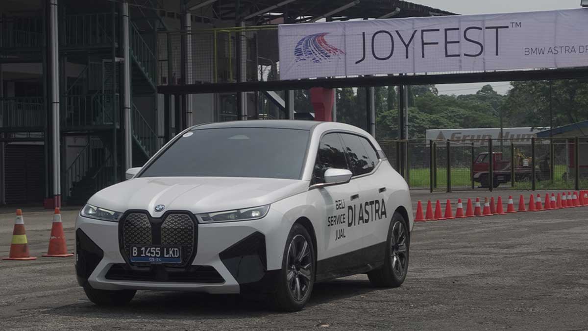Ratusan Bimmer Padati BMW Joyfest 2024 di Sirkuit Sentul
