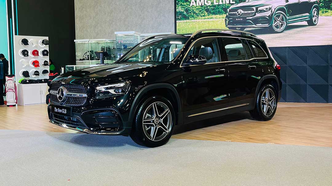 New Mercedes-Benz GLB 200 AMG Line Tampil di GJAW 2024, SUV Kompak di Atas Rp1 Miliar