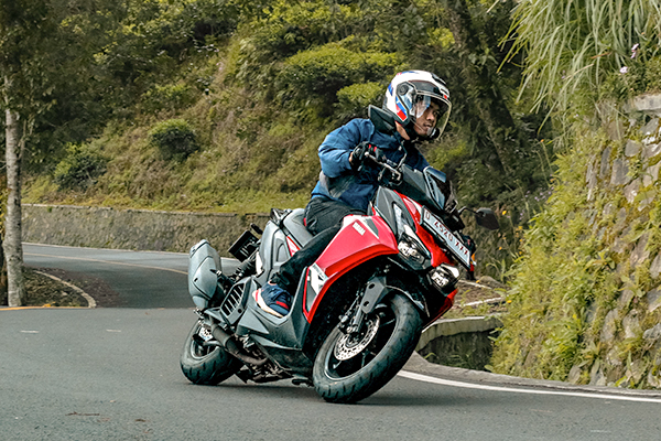 Touring Pakai Yamaha Aerox Alpha Standard, Seirit Apa Bensinnya?