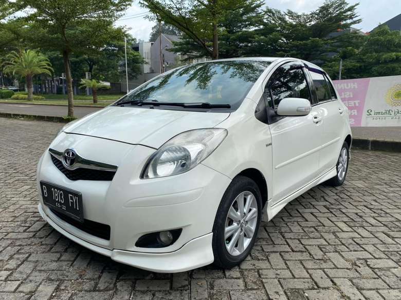 Perbedaan tipe J, E dan S Toyota Yaris Bakpao