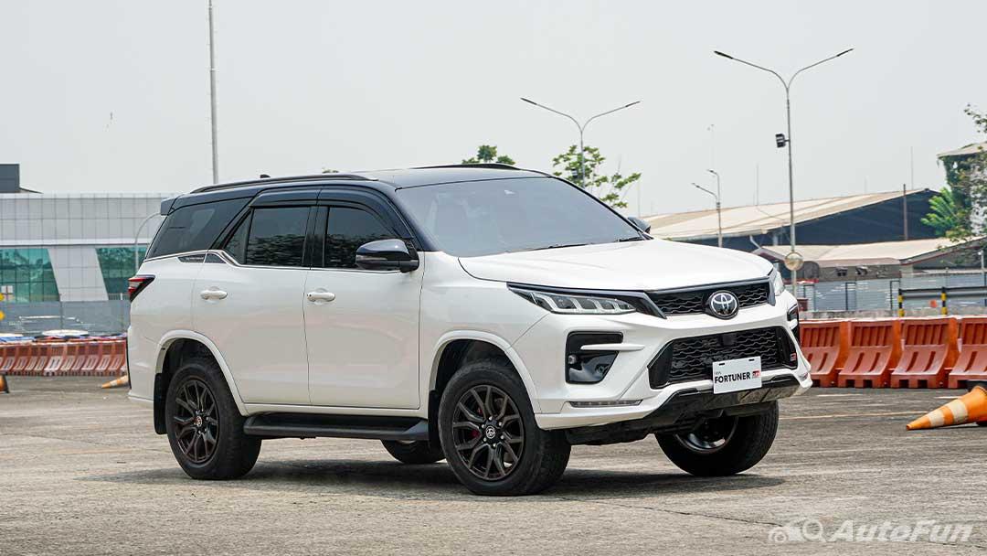 test drive toyota fortuner 2.8 gr sport 4x4 2024