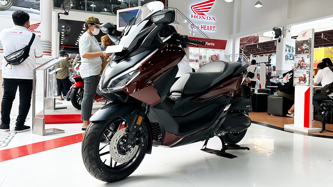 Update Harga Honda Forza 250, Matic Gambot CBU Thailand yang Nyaman