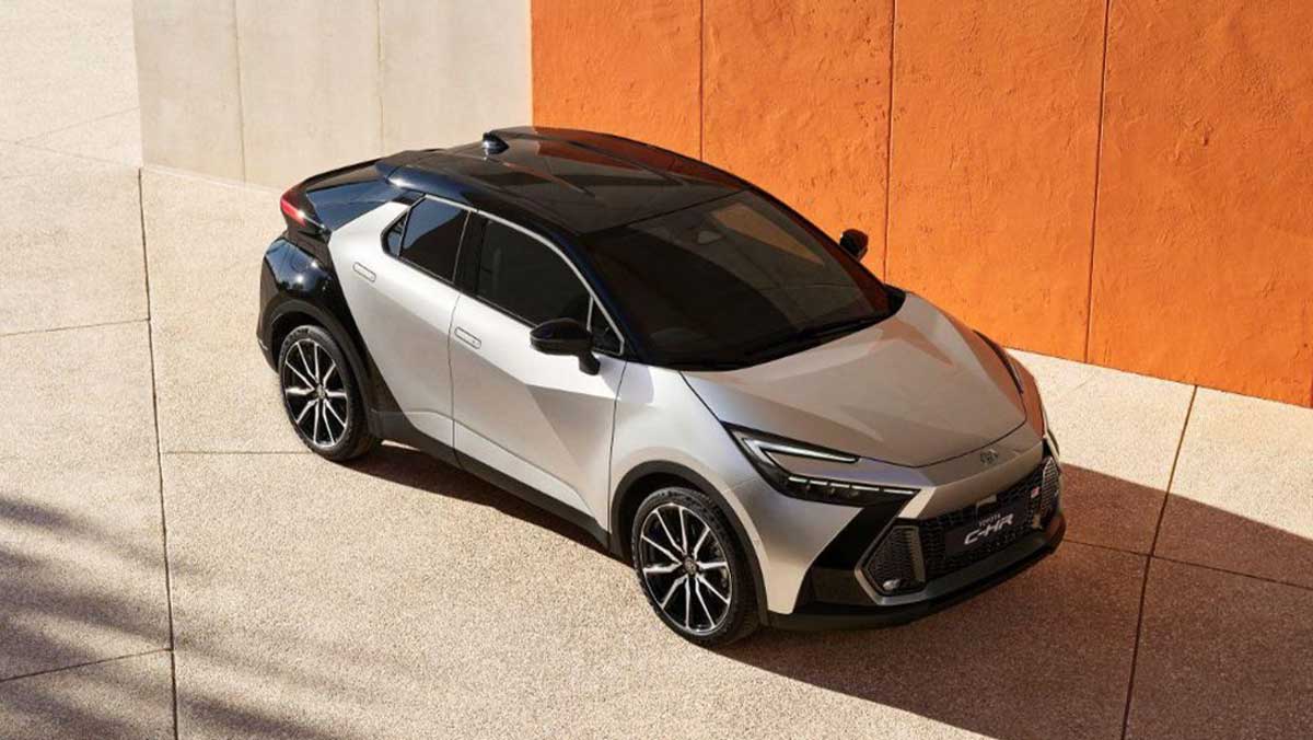 Toyota C-HR 2023 Debut Global, Honda HR-V Kalah Telak!