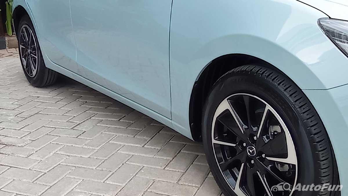 mazda2 hatchback 2023
