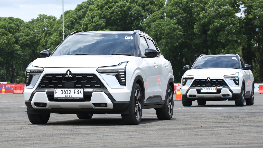 Menguji Fitur Baru Mitsubishi Xforce Ultimate with Diamond Sense di Jalanan