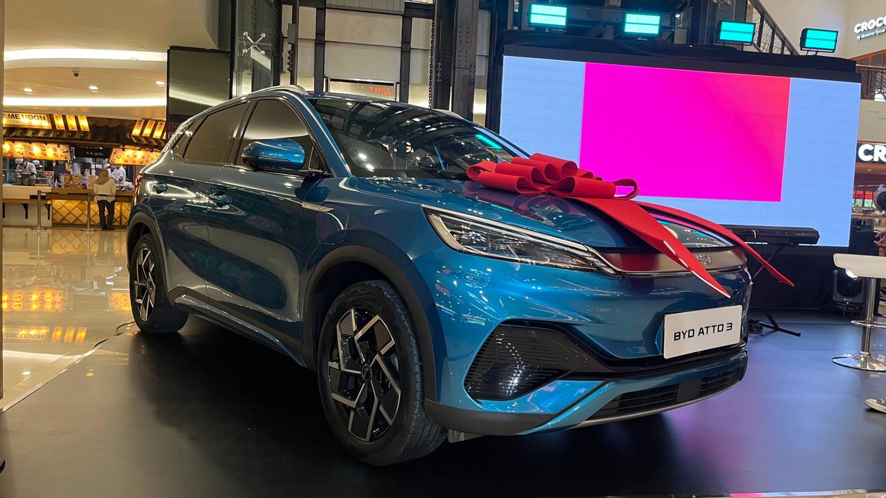Dua Mobil Listrik BYD Atto 3 Jadi Hadiah 17 Tahun FX Sudirman Buat Pengunjung