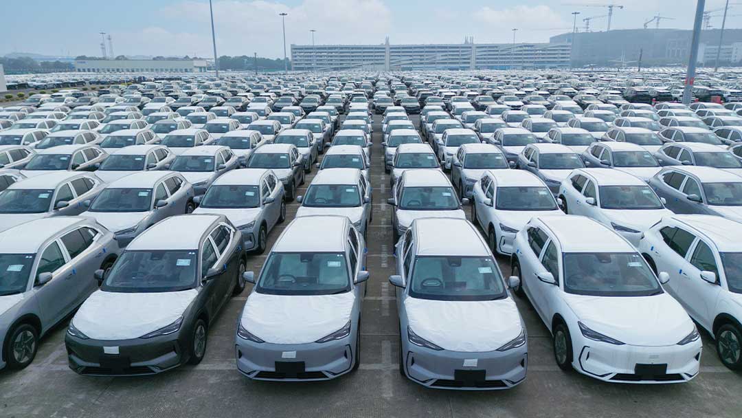 Tak Perlu Lama, 1.000 Unit Pertama Geely EX5 Sudah Mendarat dari China