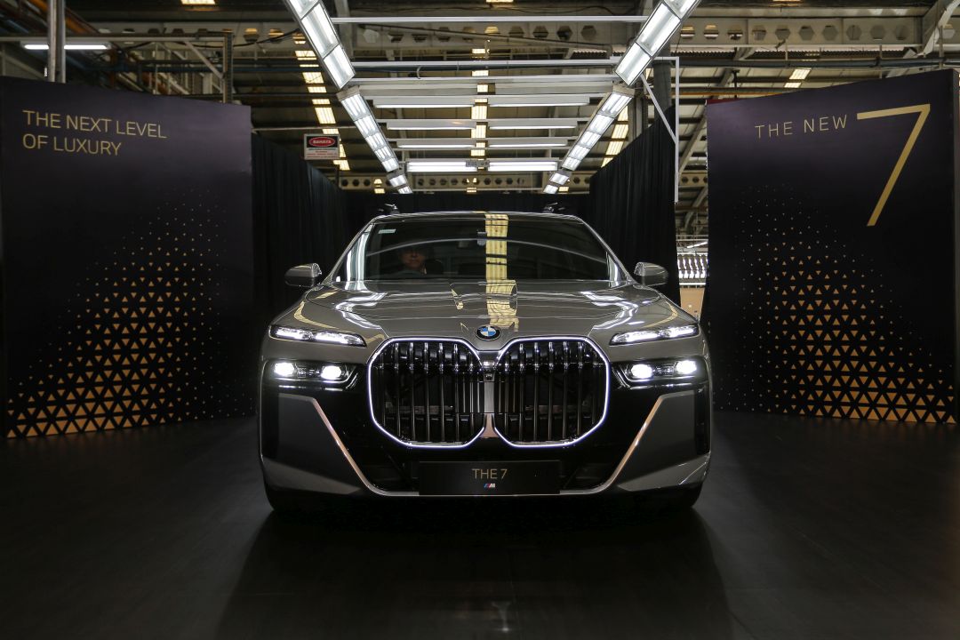 3 Hal Menarik BMW 7-Series 735i Terbaru, Sedan Premium Rakitan Indonesia dengan Fitur Terlengkap
