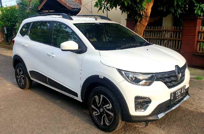 Harga Bekas Renault Triber Lebih Murah dari Toyota Calya, Apakah Layak Digunakan Sebagai Mobil Keluarga?