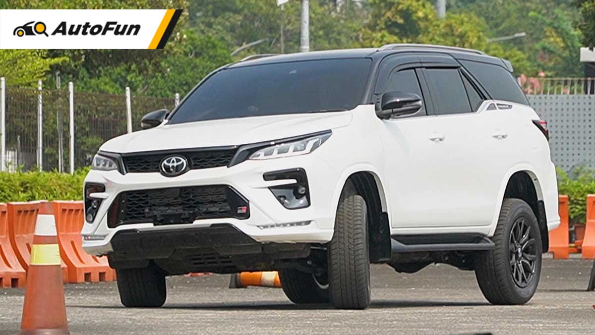 test drive toyota fortuner 2.8 gr sport 4x4 2024