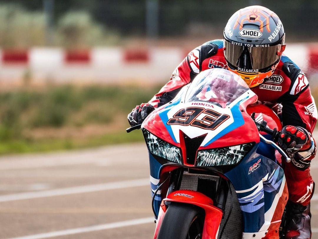 Boleh Ngegas Motor Lagi, Marc Marquez Geber Honda CBR600RR Grafis HRC di Aragon