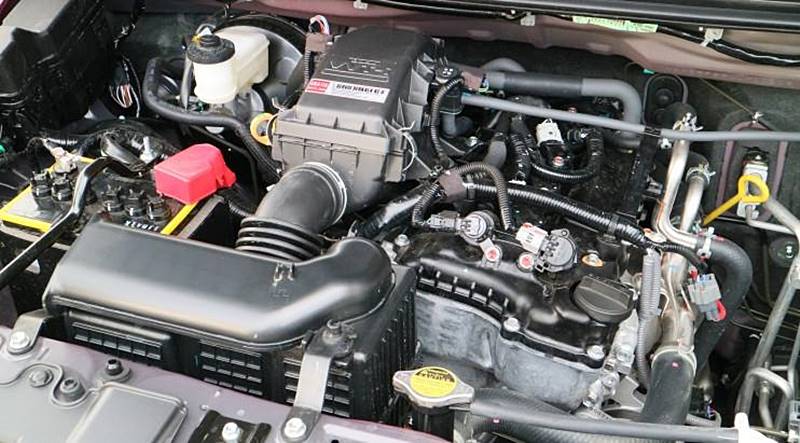 perbedaan toyota rush dan daihatsu terios