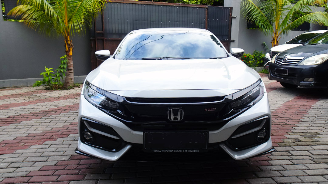 Review Pemilik: Selalu membuatku senyum terkembang setiap keluar dan masuk Kembali dalam Honda Civic RS (FK7) 2020